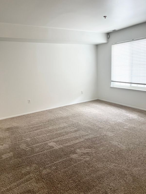 22111 Atlantic Pointe in Farmington Hills, MI - Building Photo - Building Photo