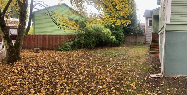 3738 SE Milwaukie Ave in Portland, OR - Building Photo - Building Photo