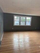115 Cambridge St in Manchester, CT - Building Photo - Building Photo
