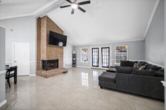 1418 Pennygent Ln in Channelview, TX - Building Photo - Building Photo