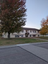 300 Hopp Ave in Nicollet, MN - Building Photo