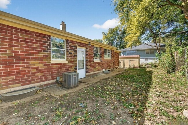 4604 Saratoga St in Omaha, NE - Building Photo - Building Photo