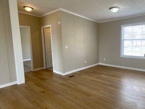 119 Riverfield Dr in Statesville, NC - Foto de edificio - Building Photo