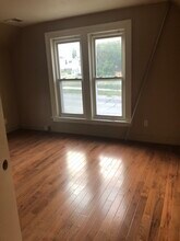 801 W Michigan Ave, Unit 1 in Ypsilanti, MI - Building Photo - Building Photo