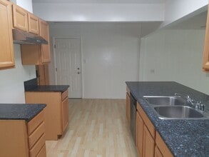 3915 W 171st St in Torrance, CA - Building Photo - Building Photo