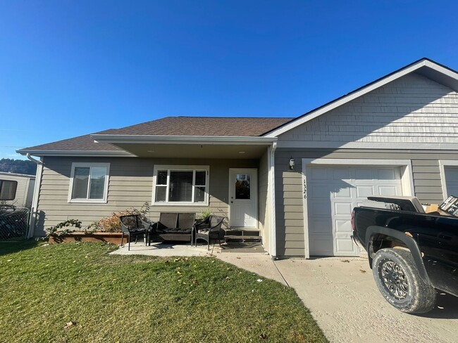 property at 1326 7th Ave W