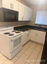 1435 Otis St in Lakewood, CO - Building Photo