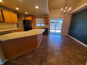 2634 SW Esther Ln in Grants Pass, OR - Building Photo - Building Photo