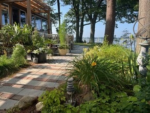 46 Rogers Pt Dr in Eliot, ME - Building Photo - Building Photo