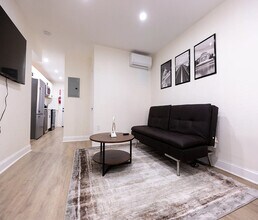 1537 1st St SW, Unit 1 in Washington, DC - Building Photo - Building Photo