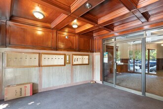 15 Park, Unit 28 in Boston, MA - Foto de edificio - Building Photo