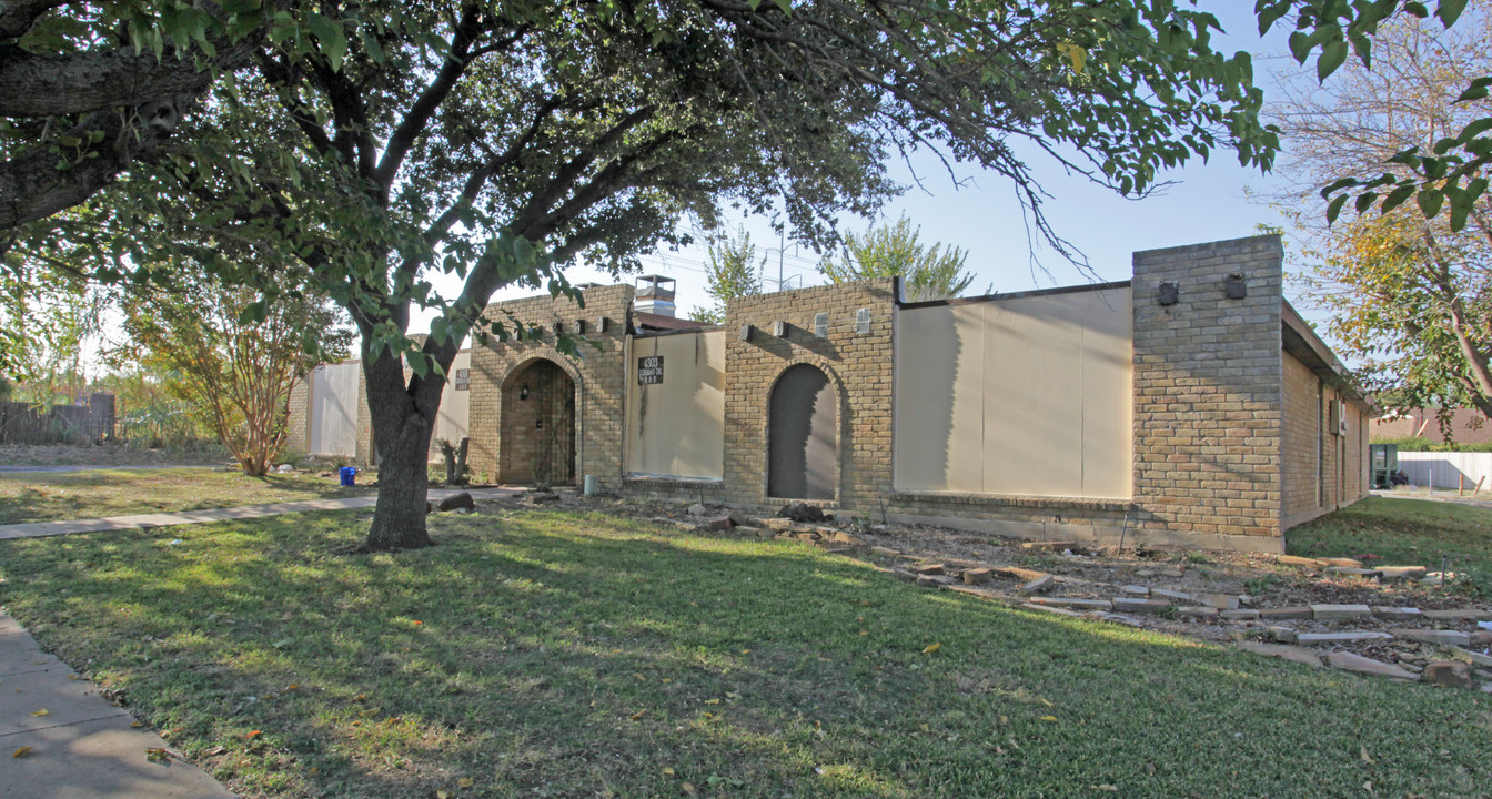 Gorman Duplexes in Fort Worth, TX - Building Photo