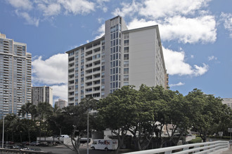 Harbor View Plaza in Honolulu, HI - Building Photo - Building Photo