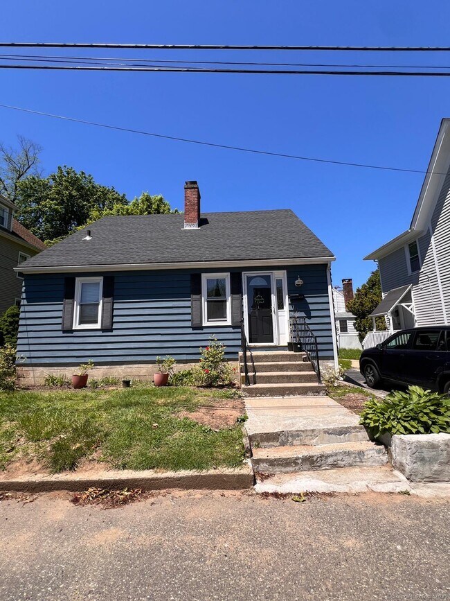 268 Laurel Pl in Derby, CT - Building Photo - Building Photo