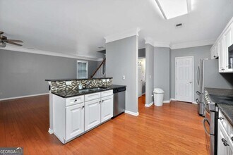 605 Lofty Ln in Atlanta, GA - Building Photo - Building Photo