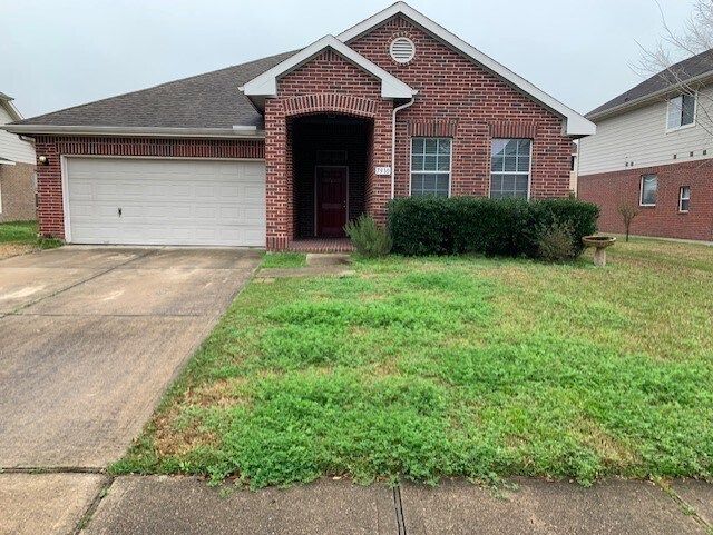 7910 Eastpoint Blvd in Baytown, TX - Building Photo