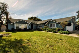 3116 Bostonian Dr in Los Alamitos, CA - Building Photo