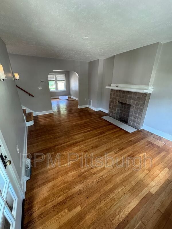 105 N Meadowcroft Ave in Pittsburgh, PA - Building Photo - Building Photo