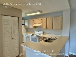 4020 Crockers Lake Blvd in Sarasota, FL - Building Photo - Building Photo