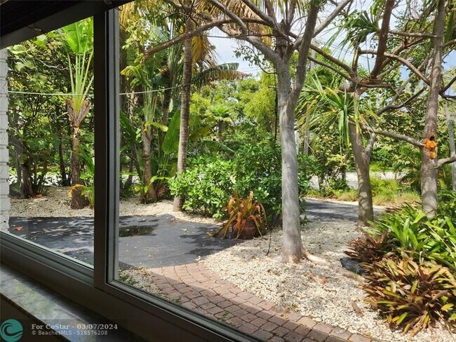 5748 NE 27th Ave-Unit -A in Fort Lauderdale, FL - Building Photo - Building Photo