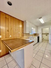 1307 Redbud Trail in Lockhart, TX - Foto de edificio - Building Photo