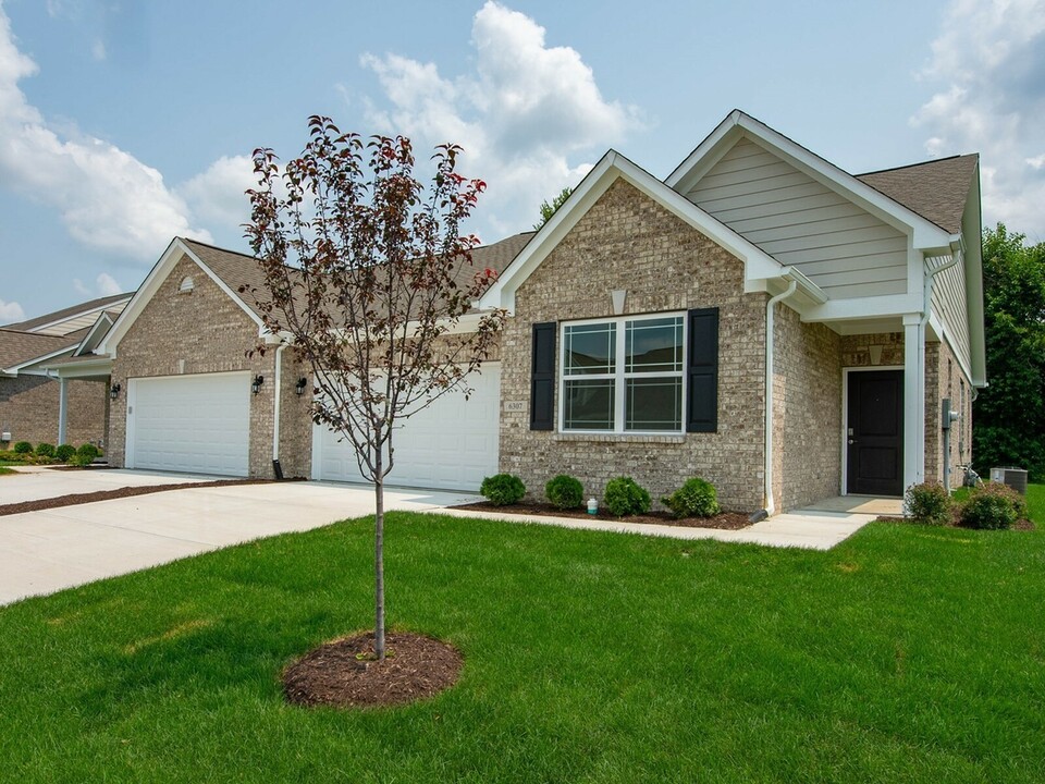 Prairie Chase in Whitestown, IN - Foto de edificio