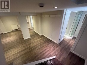111 Clovelly Ave in Toronto, ON - Building Photo - Building Photo