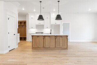 5716 Lantana Ln in Edmond, OK - Building Photo - Building Photo
