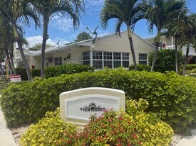 327 Ocean Breeze in Lake Worth Beach, FL - Building Photo