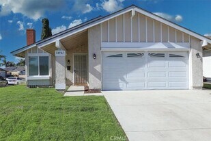 14941 Doheny Cir in Irvine, CA - Building Photo