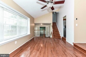 10135 Forest Hill Cir in Manassas, VA - Building Photo - Building Photo