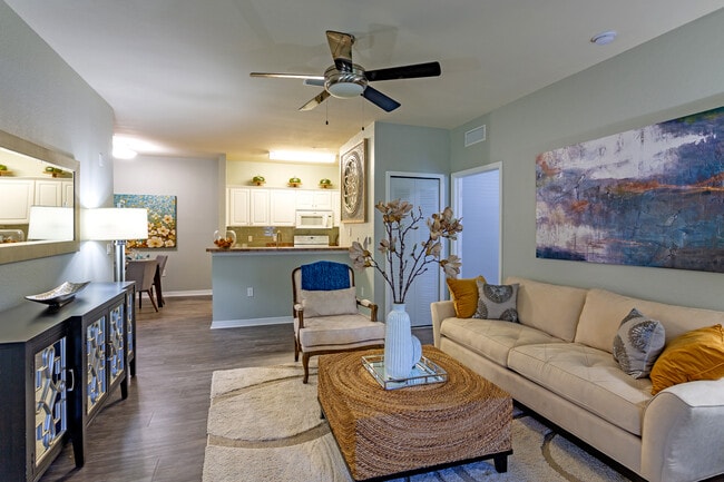 The Hills at Capital City in Tallahassee, FL - Building Photo - Interior Photo