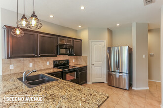 621 Creekview Dr in Azle, TX - Building Photo - Building Photo