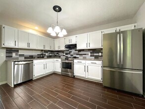 336 Bracken Pl in Jacksonville, NC - Foto de edificio - Building Photo