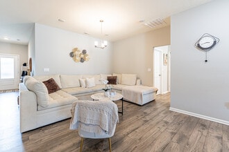 354 Limerick Ln in Pendleton, IN - Building Photo - Building Photo