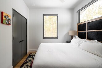 19 Lakewood Dr in Big Sky, MT - Building Photo - Building Photo