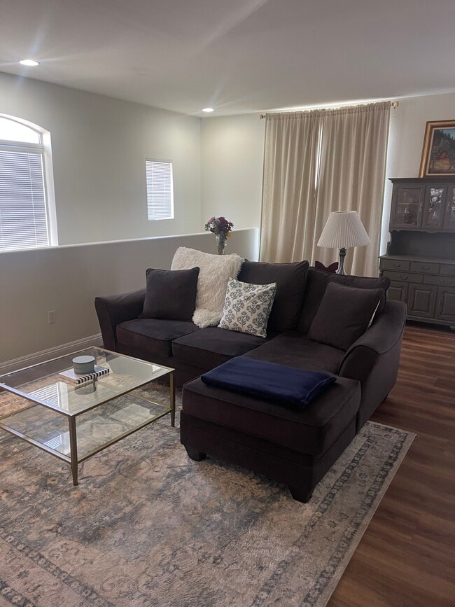1520 Ruby Cliffs Ln, Unit 203 in Las Vegas, NV - Building Photo - Building Photo