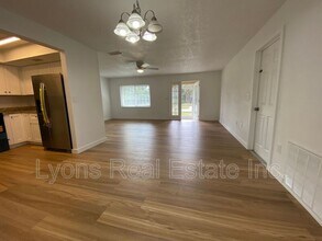 3708 Island View Dr in Punta Gorda, FL - Building Photo - Building Photo