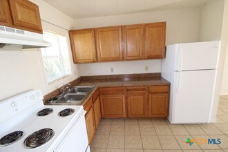 203 W Bobwhite Ln in Harker Heights, TX - Building Photo - Building Photo