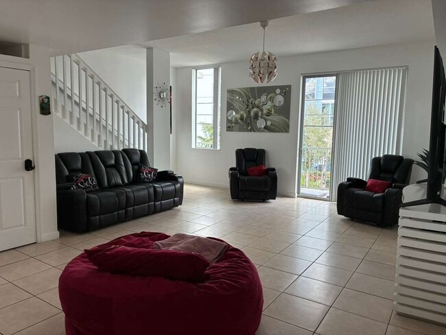 property at 2150 Van Buren St