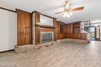 202 Dublin Cir in Lafayette, LA - Building Photo - Building Photo