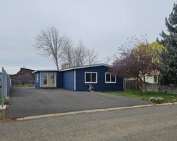 306 Alpine Dr