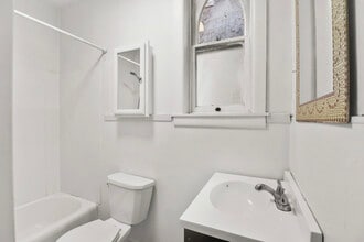 1302 E Columbia Ave, Unit 1 in Philadelphia, PA - Foto de edificio - Building Photo