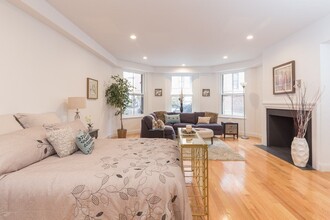 61 Commonwealth Ave, Unit 2 in Boston, MA - Building Photo - Building Photo