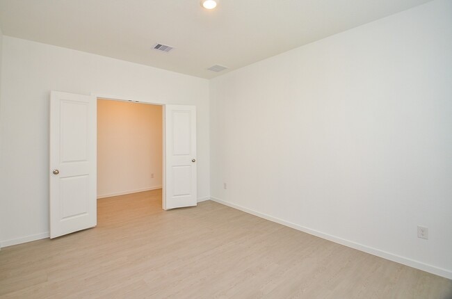 property at 26506 Coast Redwood Dr