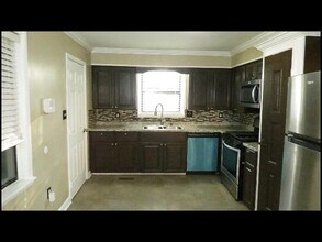 13 Point O Woods Dr in Little Rock, AR - Foto de edificio - Building Photo