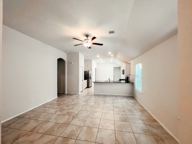 5727 Pampus Prairie Rd in Park Row, TX - Building Photo - Building Photo