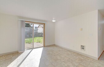 14411 SE 7th St in Vancouver, WA - Building Photo - Building Photo