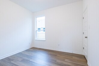 2389 Lightfoot Ln in Bryan, TX - Building Photo - Building Photo