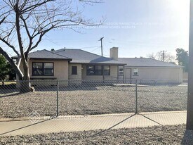 2643 Etiwanda Ave in San Bernardino, CA - Building Photo